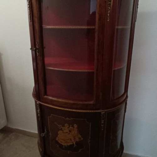 Baroque display cabinet used with marquetry