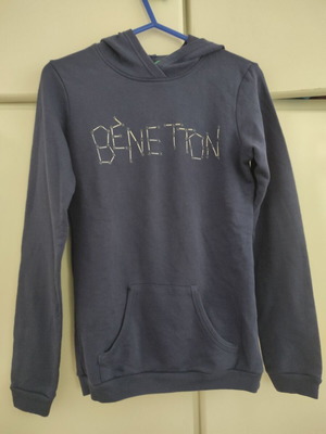 Παιδική μπλούζα Benetton No 13-14 με κουκούλα, σαν καινούργιο, γκρι