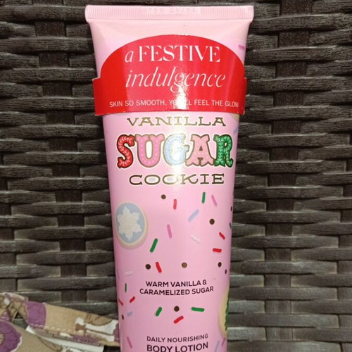 Body cream 236ml vanilla cookies with vitamin E and aloe vera new