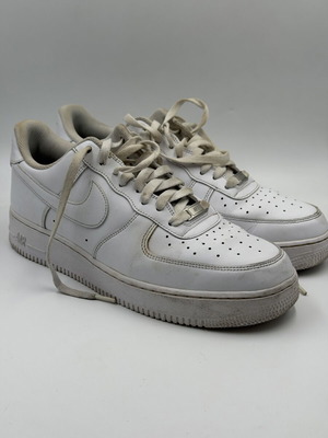 Nike Air Force 1 '07 Low sneakers used, white EU 46
