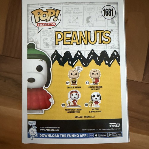 Funko Pop Snoopy Chase #1681 new in box