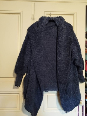 Blue jacket “Προβατάκι” fake fur like new, size L/one size