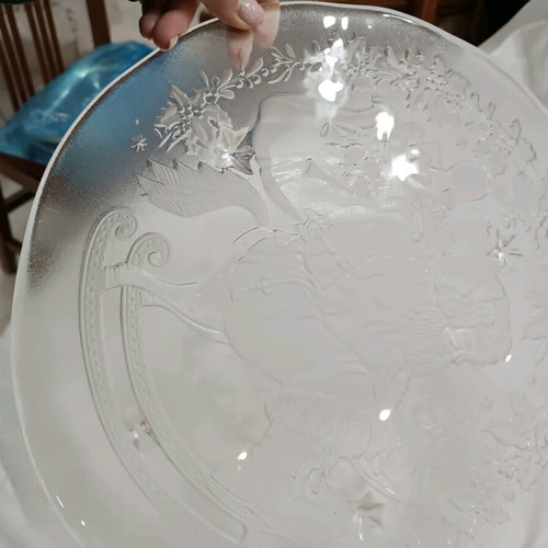 Christmas glass platter with Santa design like new