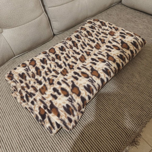 Sofa throw used with small hole