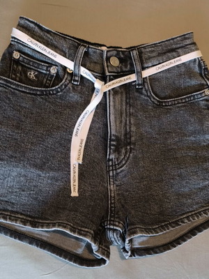 Calvin Klein denim shorts used, size 24