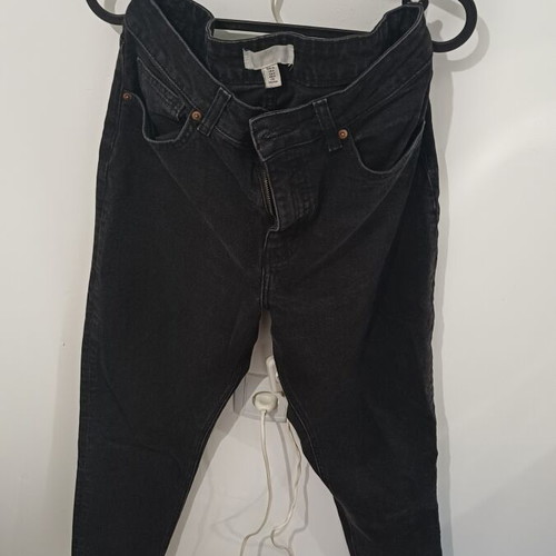 H&M black skinny high-waisted jeans like new, size L