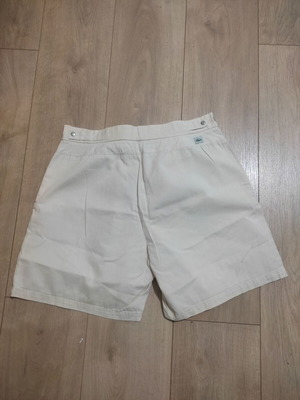 Lacoste short beige bermuda like new, waist 39cm
