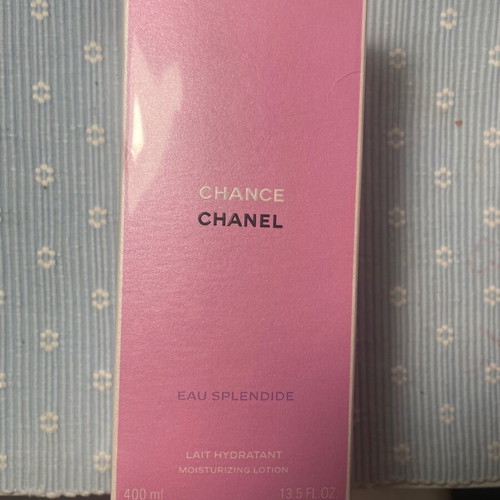Chanel Eau Splendide moisturizing body lotion 400 ml