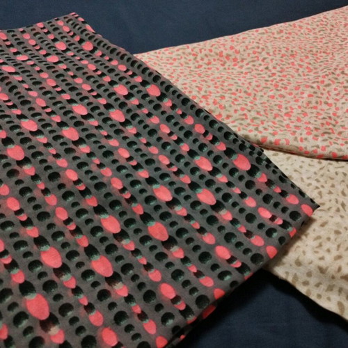 Pieces round scarves like new, set of 2