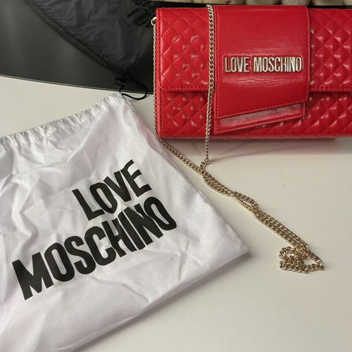 Moschino crossbody bag new, red with chain strap