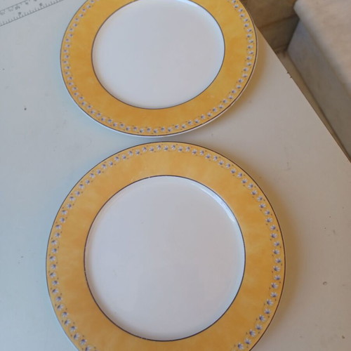 Porcelain fruit plates set of 2 used, Manios, 19.2 cm diameter