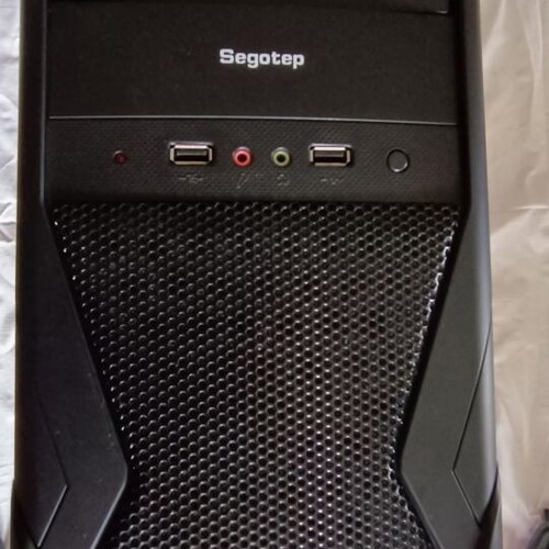 Desktop computer system with 19” ViewSonic LED monitor, Microsoft keyboard and mouse like new