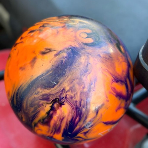 Bowling ball used without cracks, fully functional