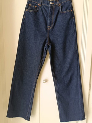 Zara women's jeans size 36 new, blue
