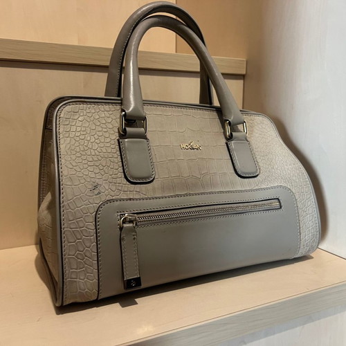 HOGAN handbag used, medium size, greige color