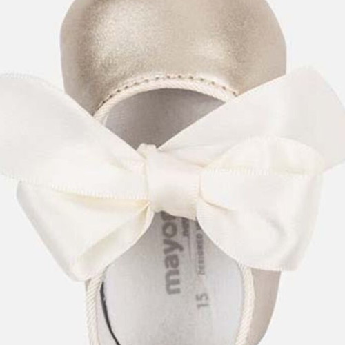 Mayoral baby shoes pearly with bow new, available sizes 15,19