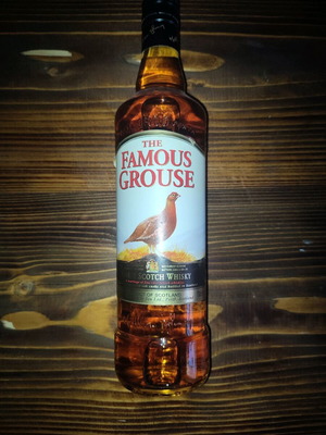 Ποτό whisky Famous Grouse καινούργιο