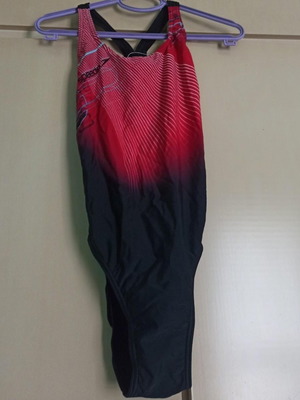 Speedo ολόσωμο μαγιό προπόνησης καινούργιο, μέγεθος XL πολύχρωμο