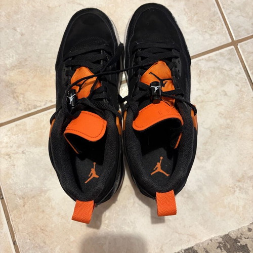 Air Jordan Spizike Low kids shoes like new, black and orange
