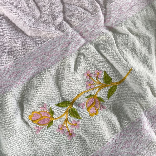 Summer quilt used, dimensions 171x194cm