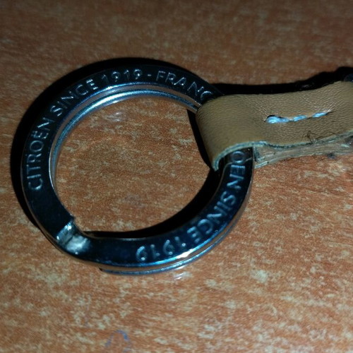 Citroen keychain like new