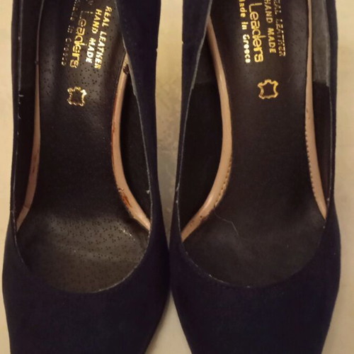 Leather pumps like new, blue, size 36, 8cm heel