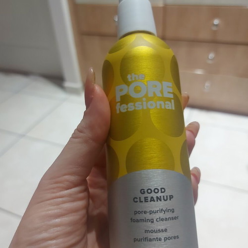 The PORE fessional Good Cleanup Benefit cleanser new