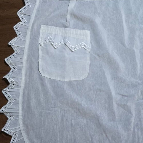 Vintage white waist aprons set of 3 like new with lace designs