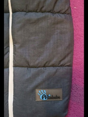 Baby footmuff like new for up to 12 months, waterproof