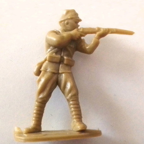 Set of Japanese Solpa soldier figures like new, vintage collectible toys