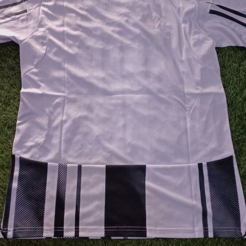 Juventus Home Jersey 2025-26, medium size, official replica