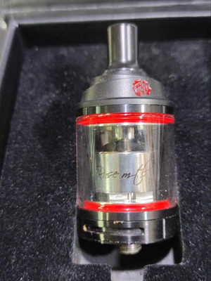 Rose MTL RTA By Fumytech like new, black MTL atomizer