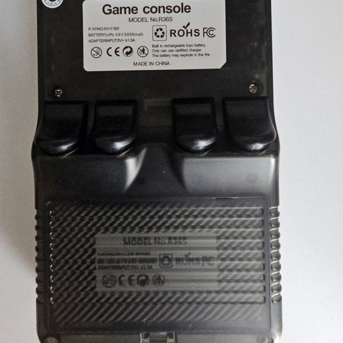 R36s Electronic Retro Console like new