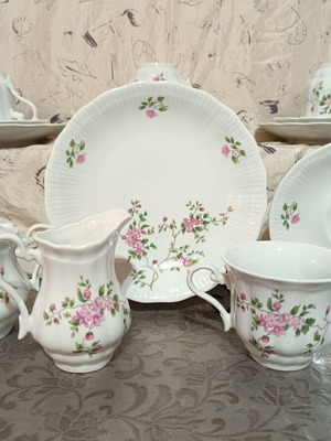 Порцеланов сервиз Wałbrzych made in Poland употребяван