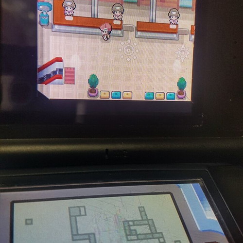 Pokemon Diamond Nintendo DS game used, Greek version