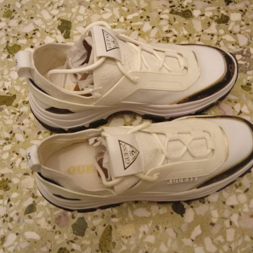 Guess Braydin women's sneaker new, size 41, white