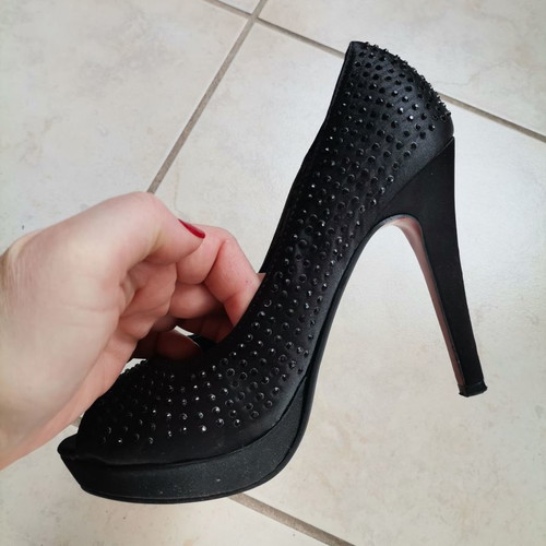 Heels with rhinestones used, black size 39, high heels