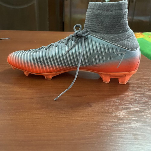 Nike Mercurial CR7 football boots, size 38, grey