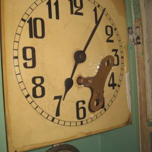 Wall clock wind-up used with pendulum from the 50s
