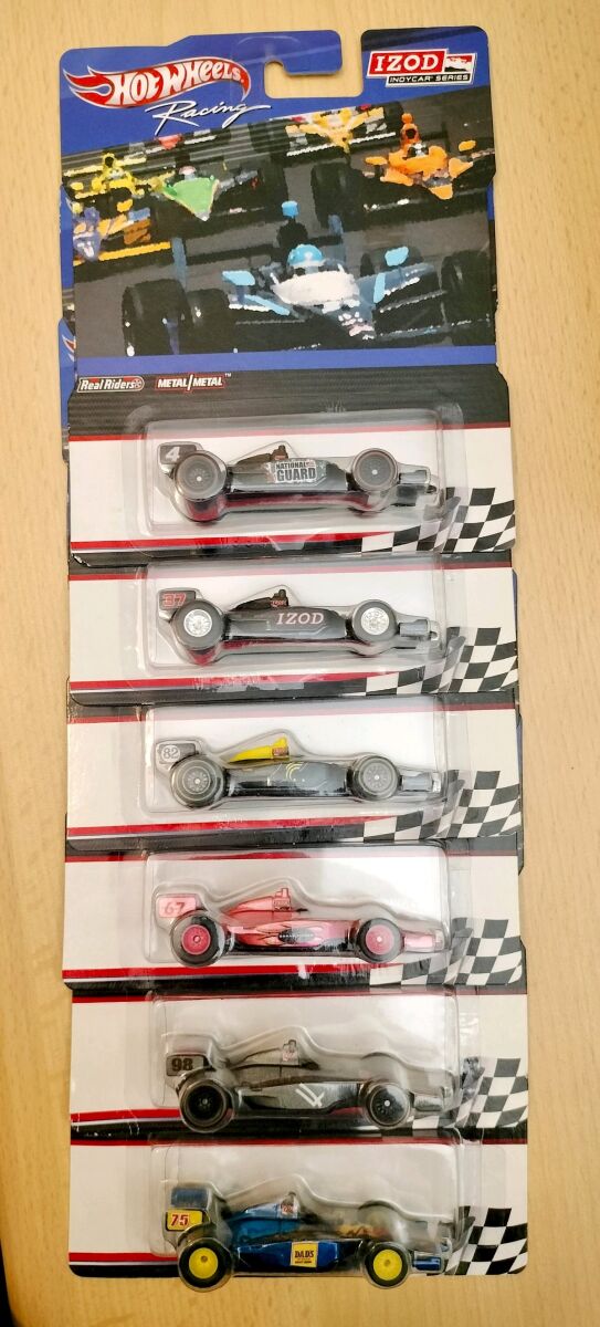 Hot Wheels IZOD Racing ミニカー1/64 Hot Wheels Racing IZOD Indy Car Series… - € 130,00 - Vendora.bg