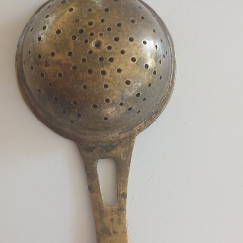Copper strainer small used vintage