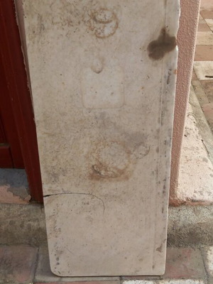 Marble used, 3 large pieces with small crack