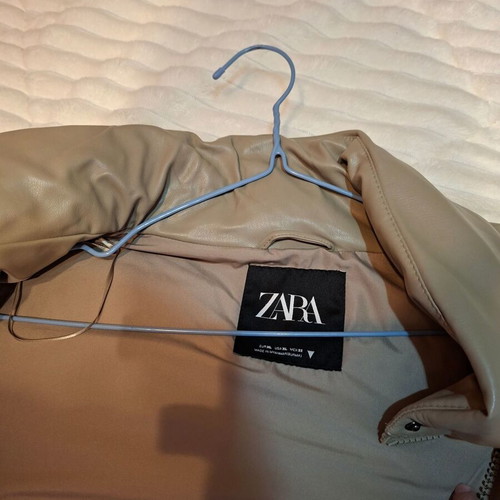 Leather vest new, size XL, beige with buttons and zipper