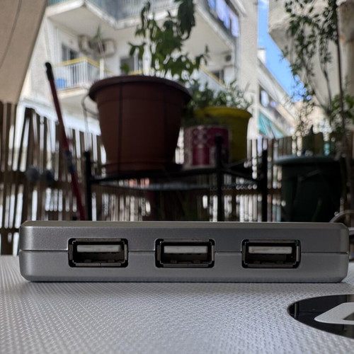 Hama USB 2.0 Hub & Card Reader 32-in-1 like new, 3 USB ports