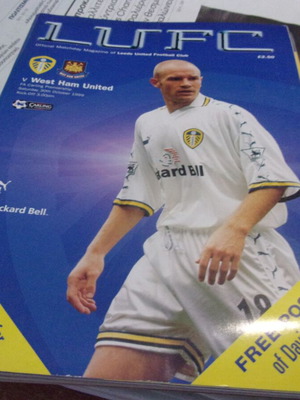 Leeds vs West Ham Utd official programme 1999 like new