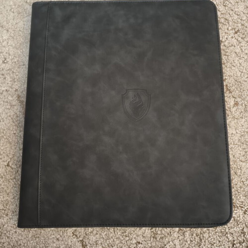 Big Toploader Binder with 288 Pockets, Zipper, Dust Protection