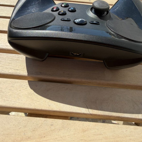 Steam Controller used, fully functional without dongle, mini USB cable