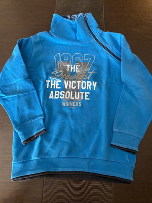 Trax blue sweatshirt for 8-year-old kids, size 128 cm