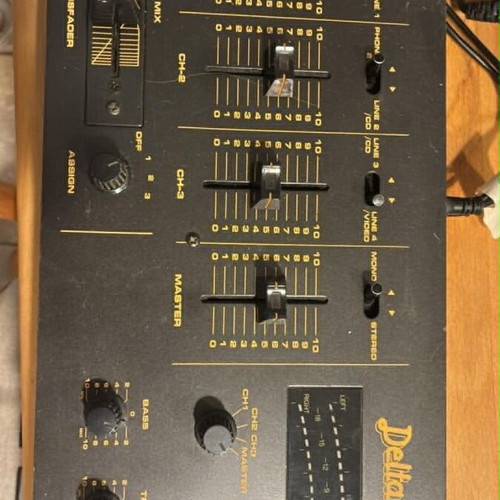Delta MX-10 DJ Mixer used with 3 channels and original power supply