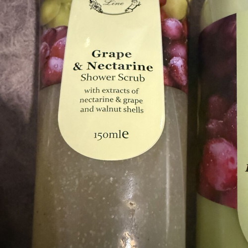 Fresh Line Grape & Nectarine body care set new